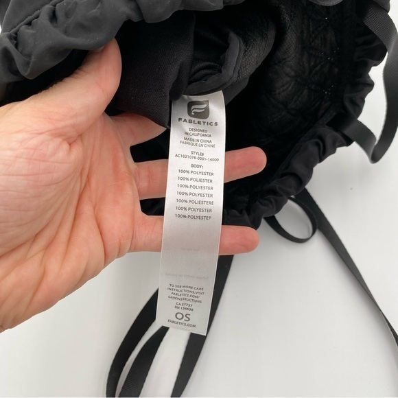 Fabletics LOGO Textured Cinch Top Drawstring BackPack Bag Travel Vacation Black - Picture 4 of 5